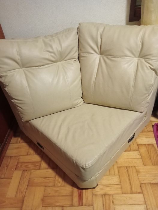 Vendo sofá praticamente novo