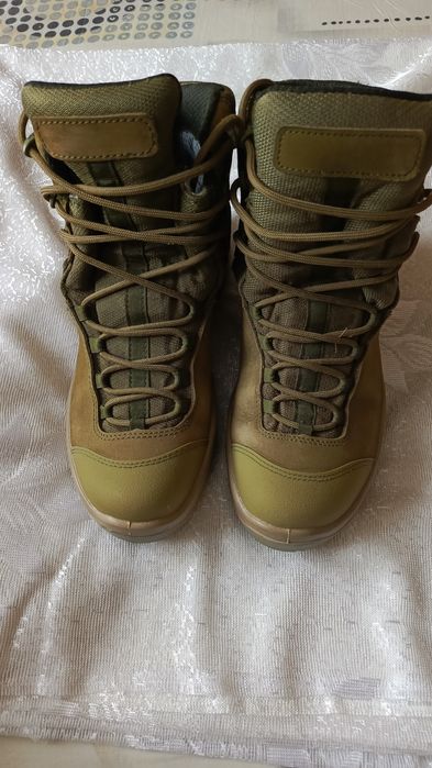 Продам берцы  новые