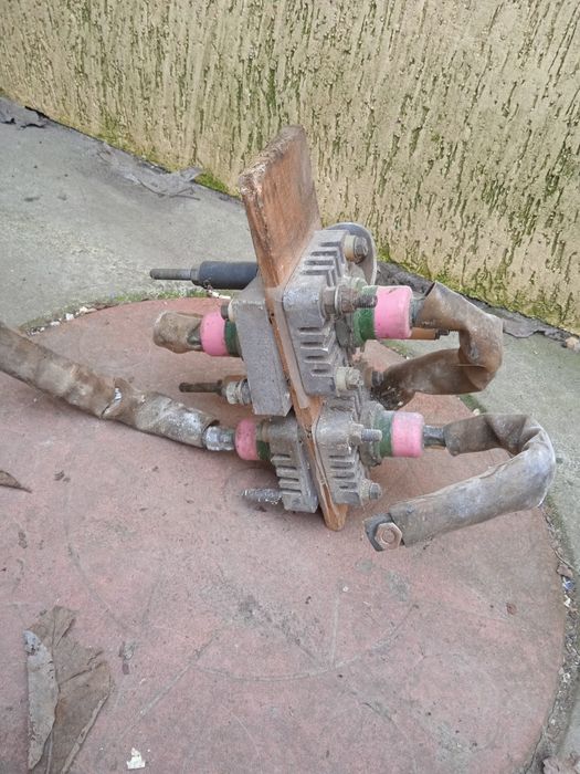 Трансформатор В200