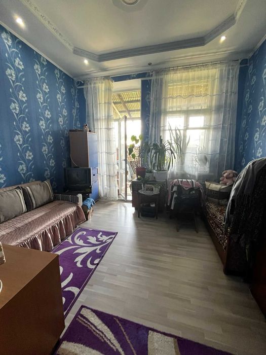 Продам гостинку 24.5м2 метро Заводская