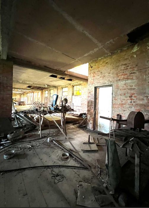 Продаж виробничо-складської будівлі | 1 730 м² | с. Квітневе