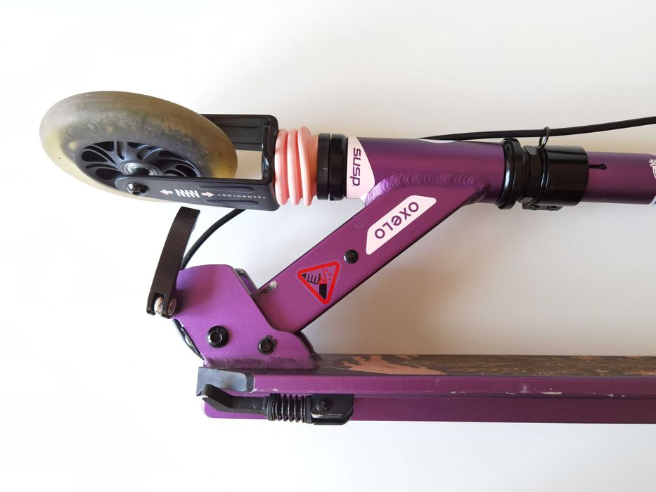 Trotinete Oxelo Mid 5 com Suspensão e Roda Luminosa