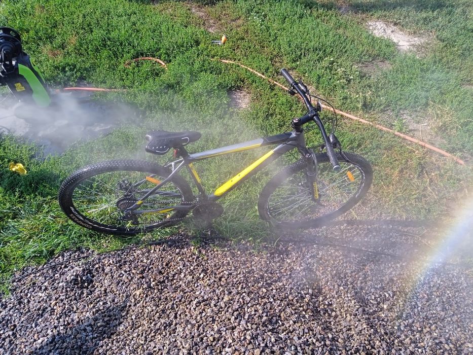 Продам велосипед алюміній  в гарному виді.