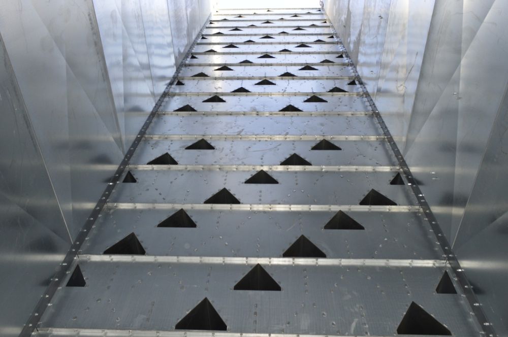 Зерносушарка ТоР для сої ріпака соняшника. Шахтна сушка для зерна