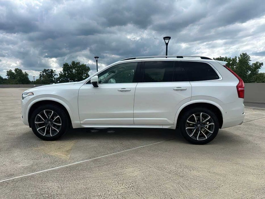 Volvo XC90      2018