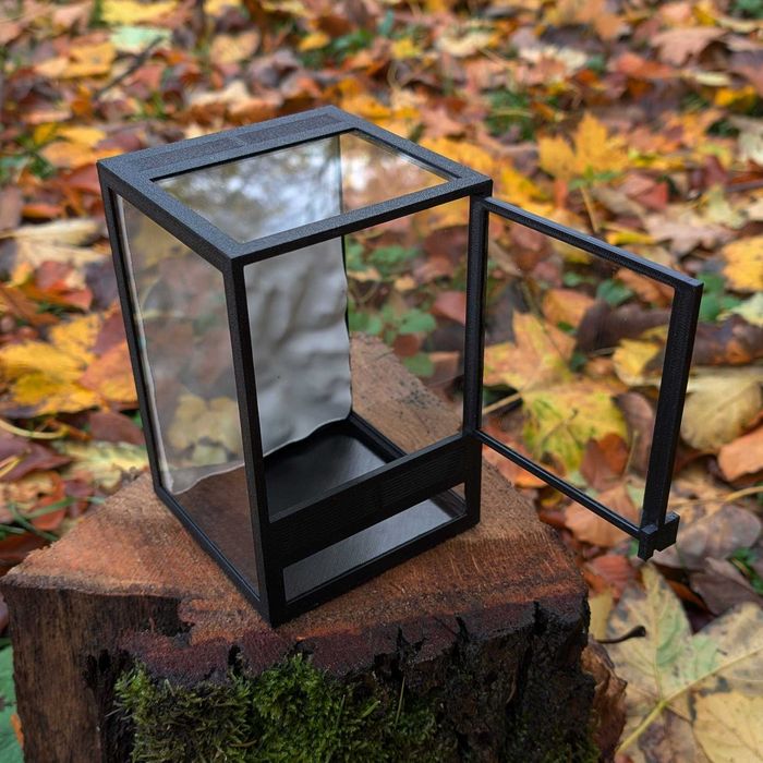 Terrarium szklane ze ścianką 10x10x15- drzwiczki - różne kolory!