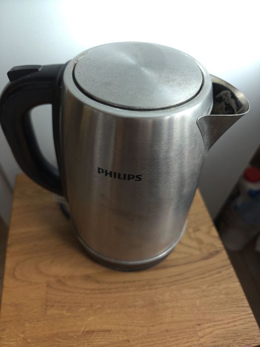 Електрочайник Philips HD9321 з нержавіючої сталі