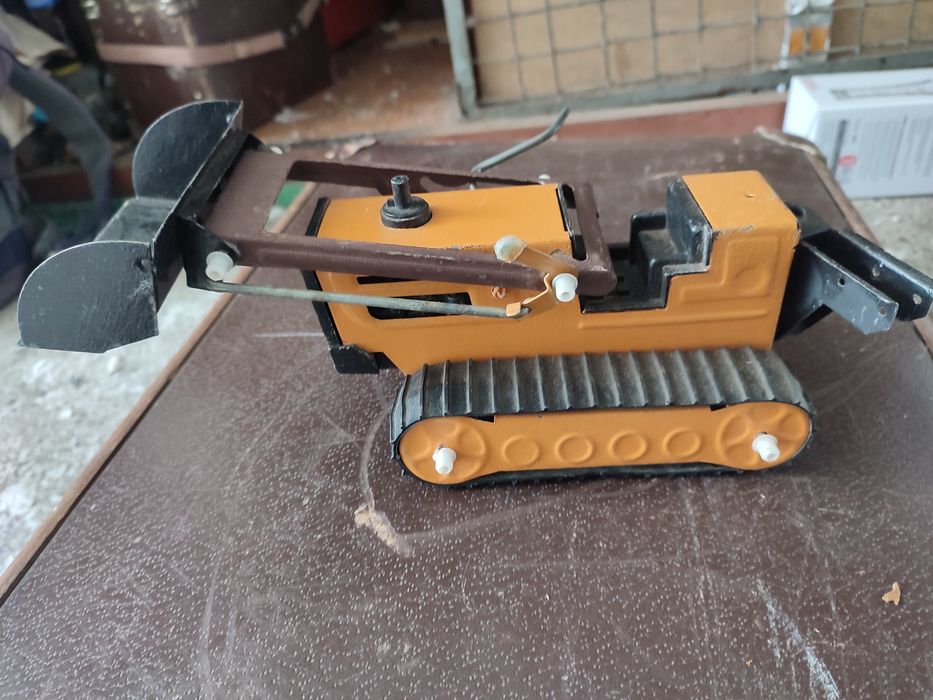 Машина, трактор СССР