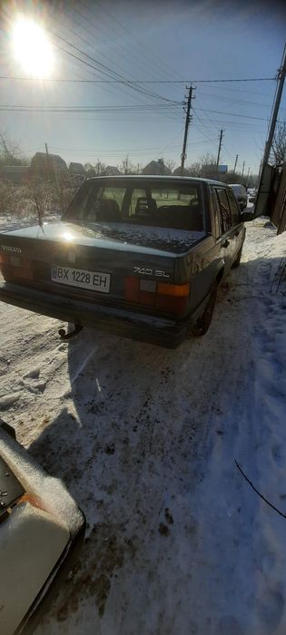 Вольво 740  2.3 газ бензин