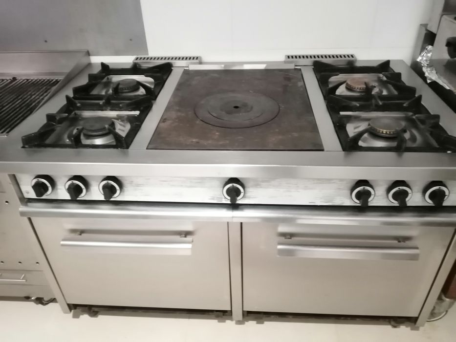 Equipamento completo de restaurante