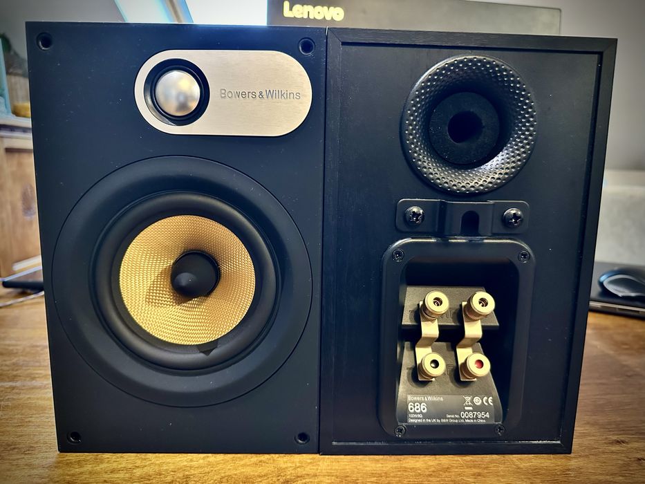 Glośniki B&W Bowers&Wilkins 686 (nowe)