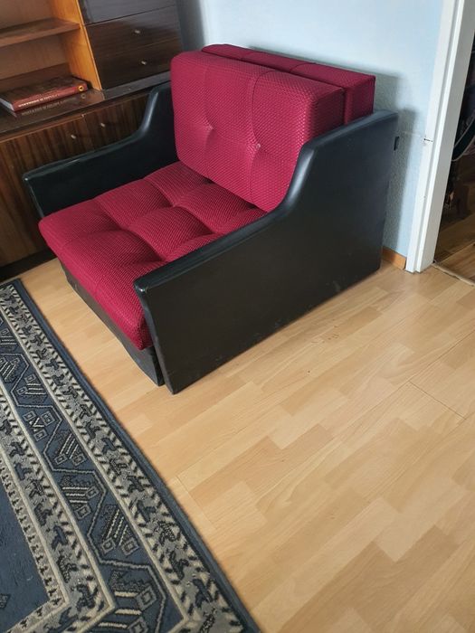 Mała kanapa rozkładana