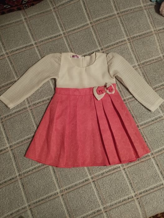 Легеньке.  плаття