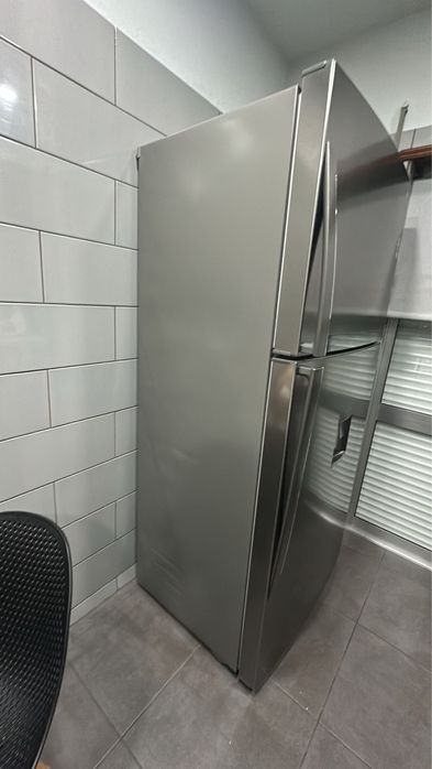 Frigirifico marca LG usado como novo