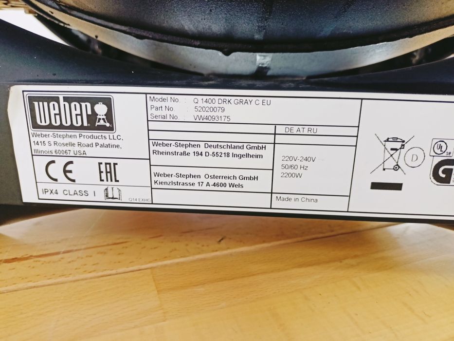 Grill elektryczny Weber Q1400.