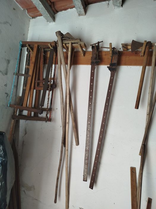 Ferramentas de carpinteiro(Para desocuparar  melhor oferta a partir  350€)