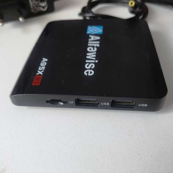 Box Alfawise A95X R1 1Gb Ram 8Gb Rom Rockchip 3229