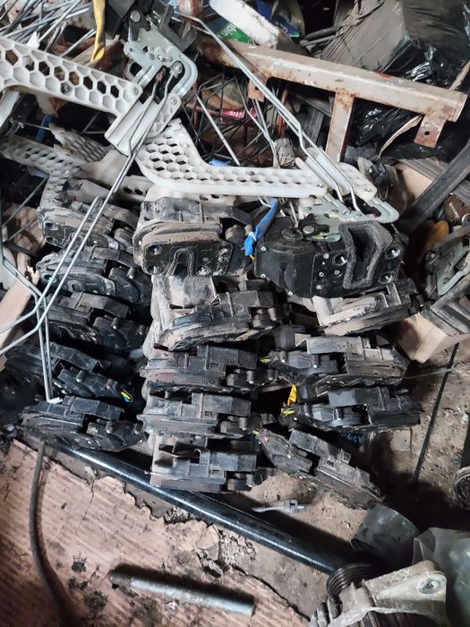 Замок двері кіа церато киа,kia cerato