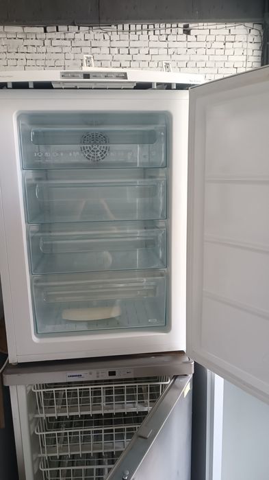 морозильна камера  85см