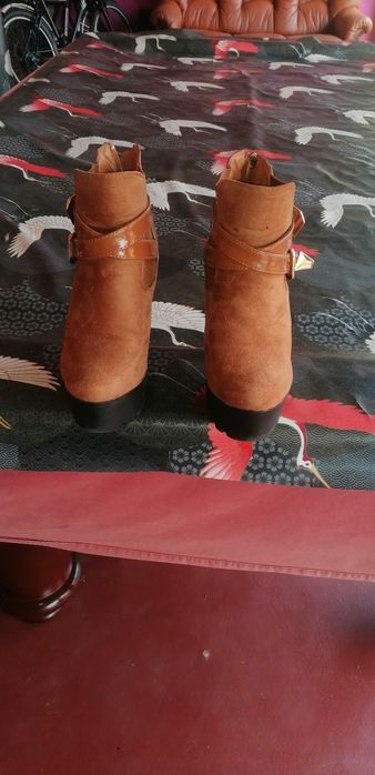 Botas de senhora camel