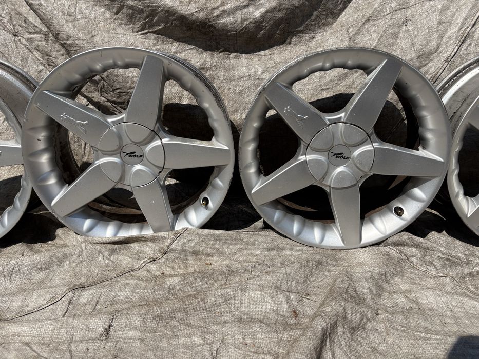 Felgi ford Wolf Concept 17’ 5x108 7,5J ET 38 Intra 75W171