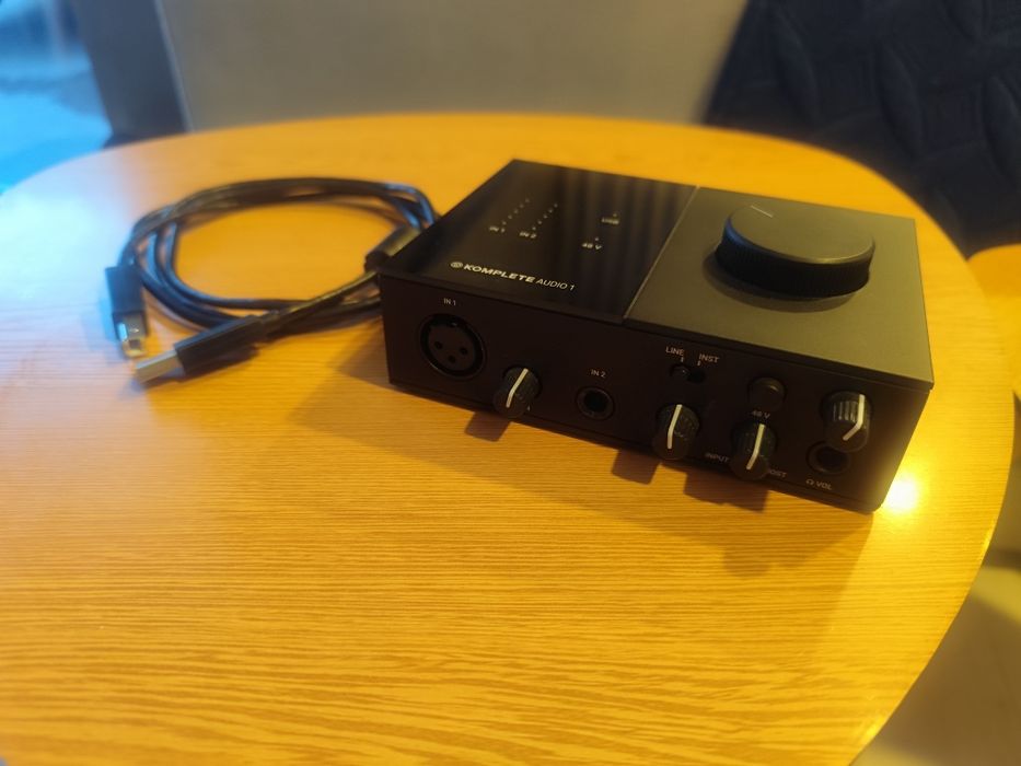 Interface de áudio USB Komplete Audio 1