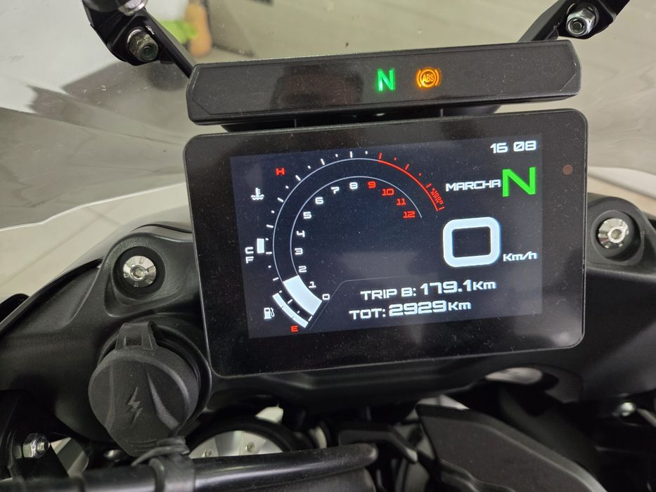 Benelli TRK 702X