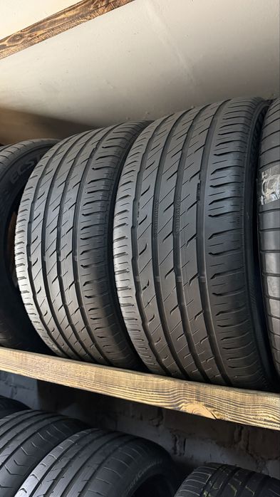 245/45/18  Шини літні Semperit life 3