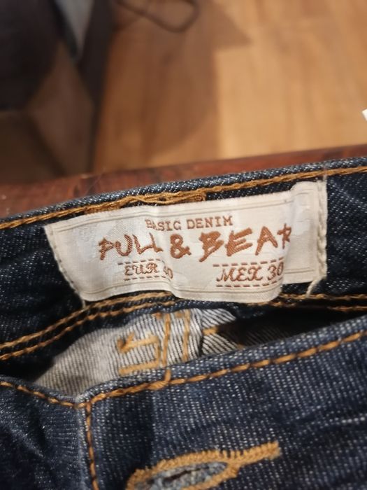 Bardzo długie jeansy Pull&Bear