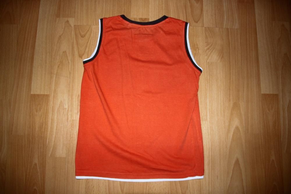 T-shirt bezrękawnik