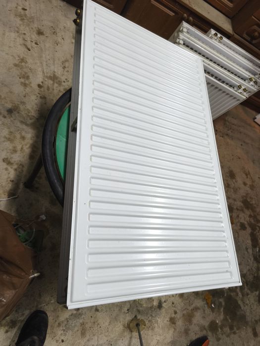 Grzejniki 7 szt w dobrym stanie 5 letnie