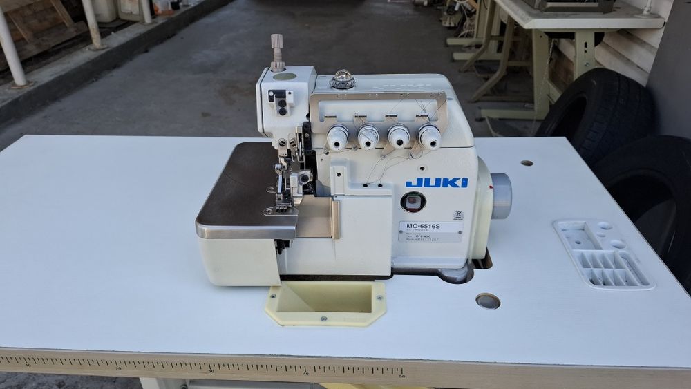 Швейна машина, оверлок Juki, Typical. Двухголкова, розпошивальна, електронна петельна Brother HE-800A