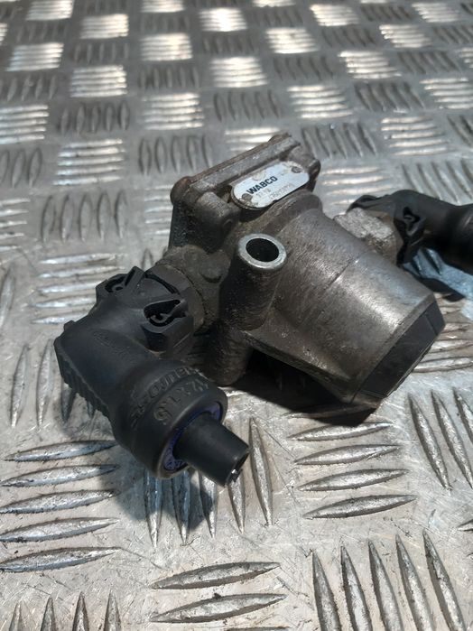 Regulator Cisnienia Wabco 4750150720 Volvo Fh12
