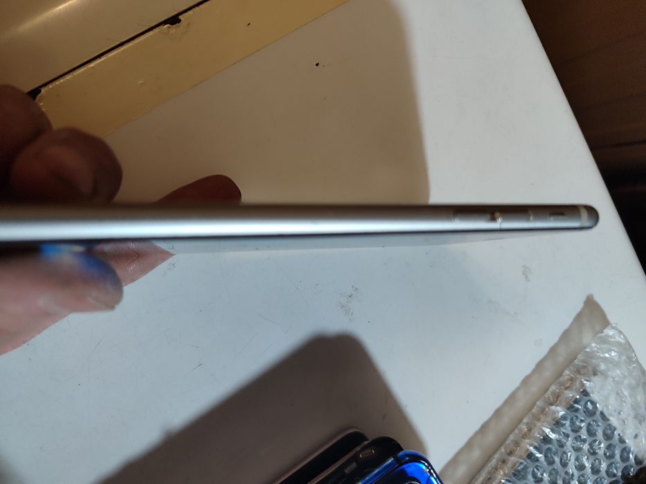 iPhone 6s plus..