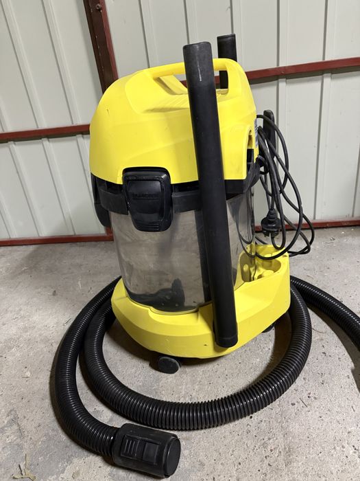 Odkurzacz Karcher WD3 Premium Inox stan dobry