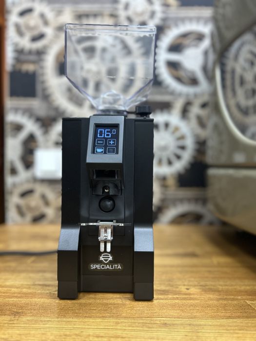 Кавомолка Eureka професійна Mignon SPECIALITA 55 CR