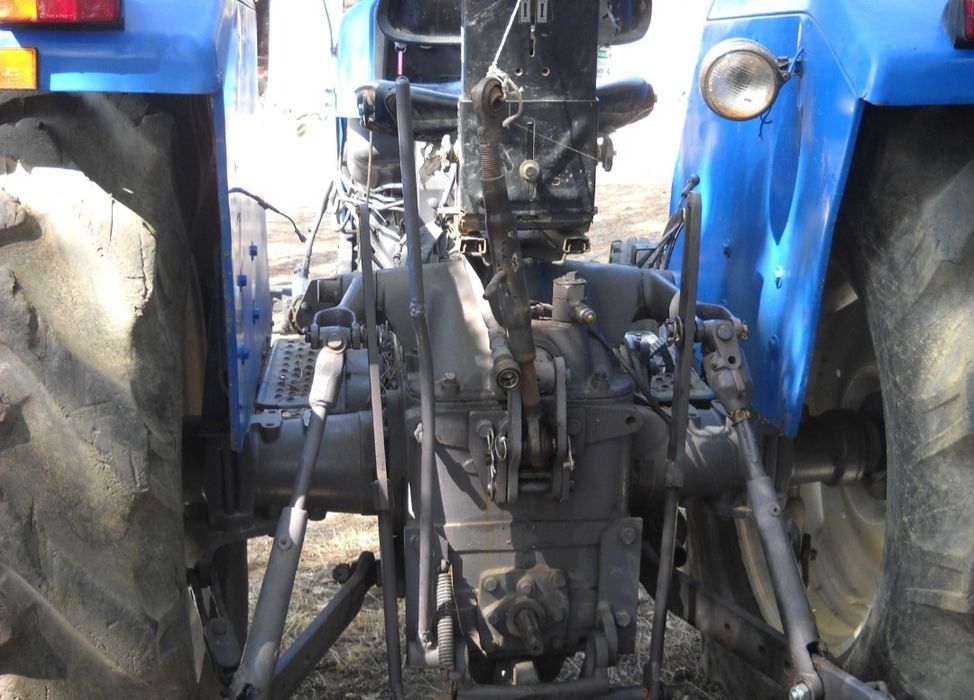 Trator EBRO 470 matriculado