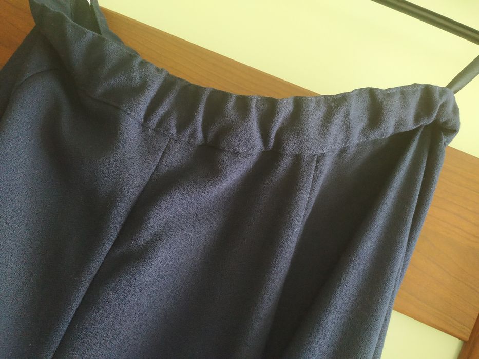 Granatowa spódnica w kliny, tulipan, 44,