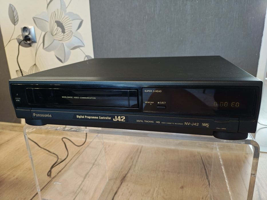 Magnetowid Panasonic NV-J42EG vintage odtwarzacz kaset video