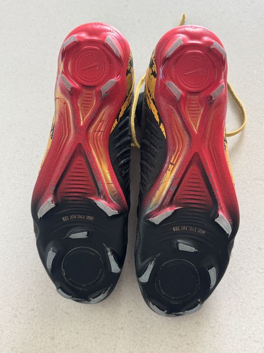 Nike Phantom Luna 2 Elite roz 39 FG