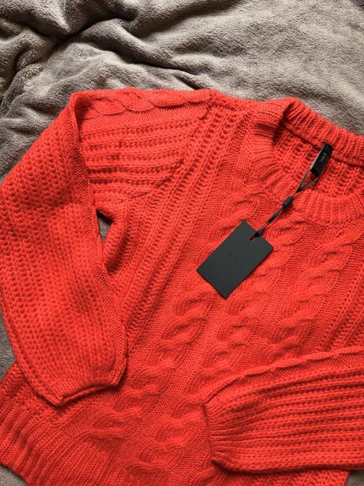 sweter w warkocze Y.A.S z metką