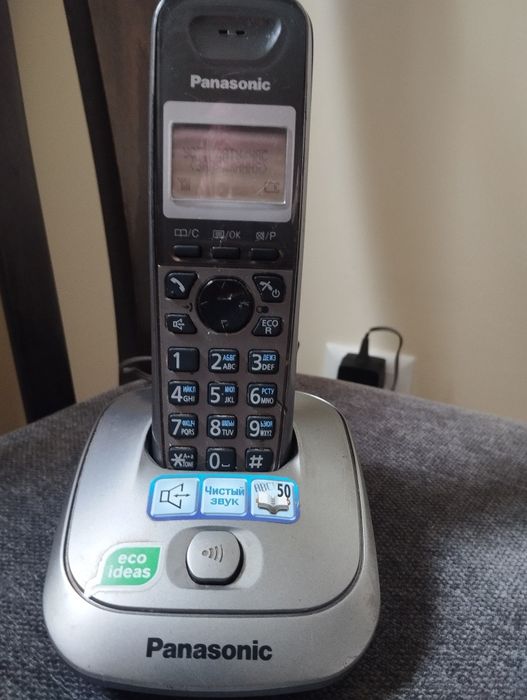 Продам бездротовий телефон Panasonic KX-TG2511UA у хорошому робочому стані