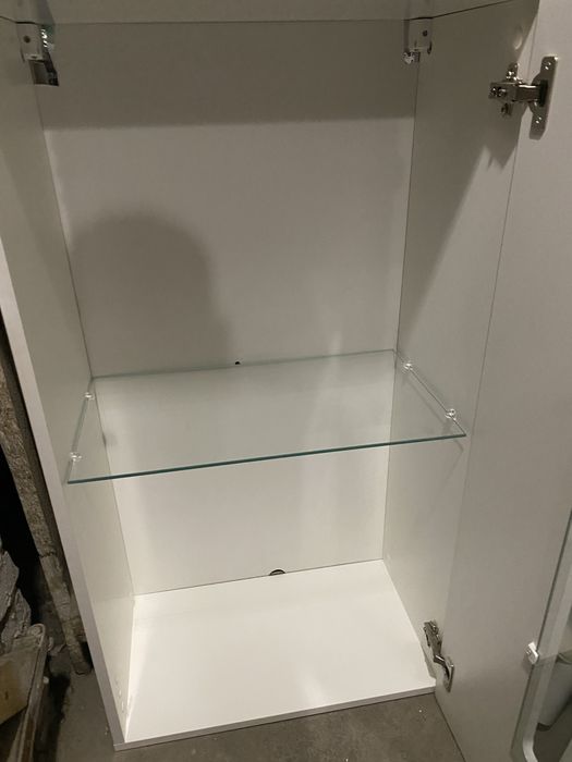 Sprzedam szafke na stiane