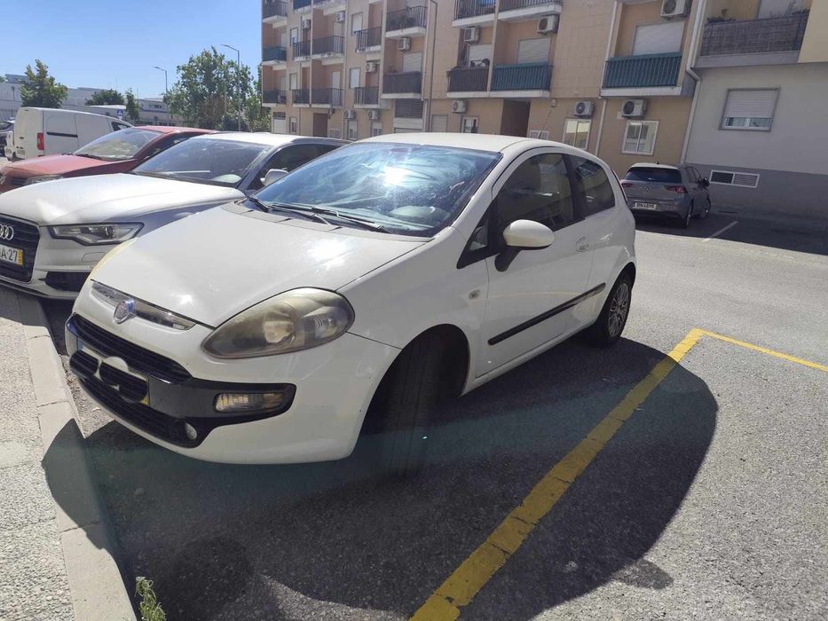 Vendo Fiat Punto Evo Mylive TOMTOM 1.2 gasolina