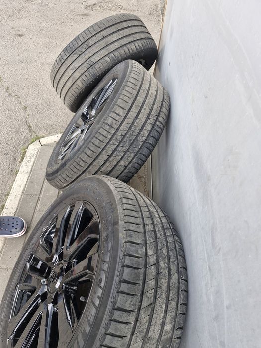 Диски 5 150 R20 toyota Land Cruiser з гумою комплект