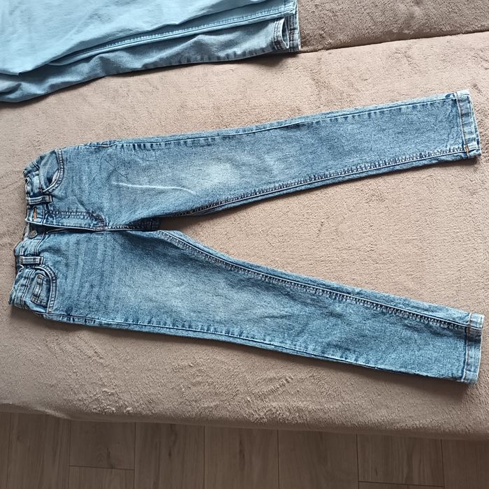 Spodnie dziewczęce, 4 pary, jedne ocieplane, r. 140