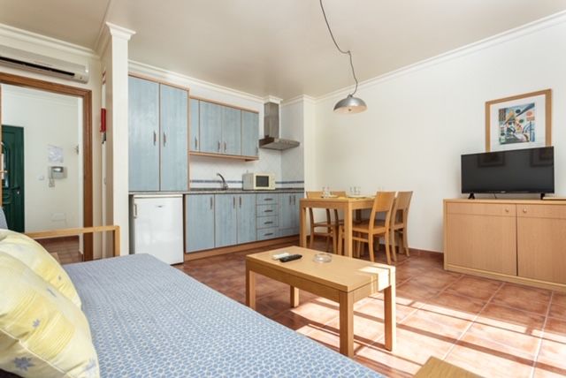 Apartamento T2 Altura Beach c/piscina a 100m da praia