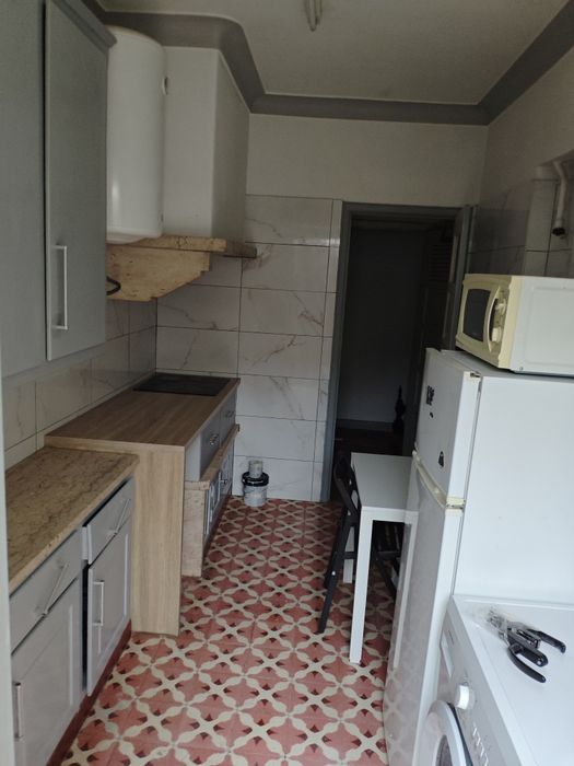 Alugo T1 Lisboa centro /house T1 to rent center