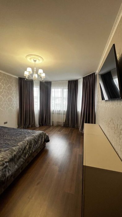 Двоповерховий  будинок з ремонтом! Ірпінь - Стоянка!