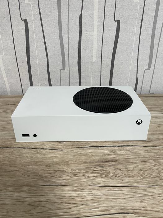 Консоль Xbox Series S